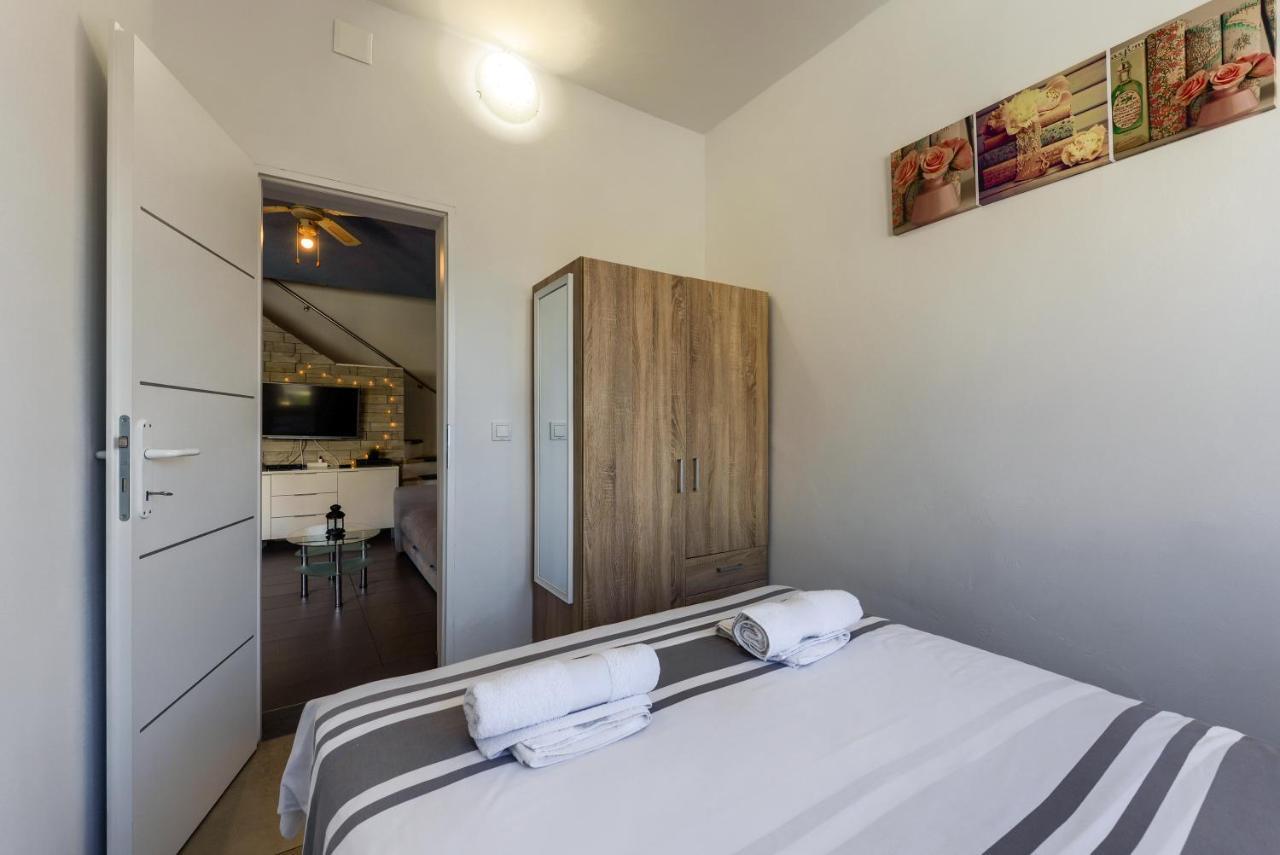 Diva Apartment Povljana Kültér fotó